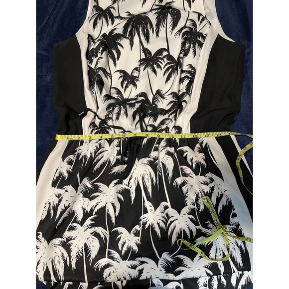 Vince Camuto Womens Shift Dress Size 6 Oasis Palm Trees Drawstring Black & White - Picture 6 of 10